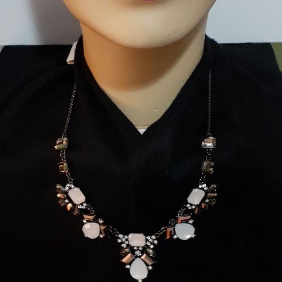 CHRISTOPHER BANKS JEWELRY - Picture 4 of 4